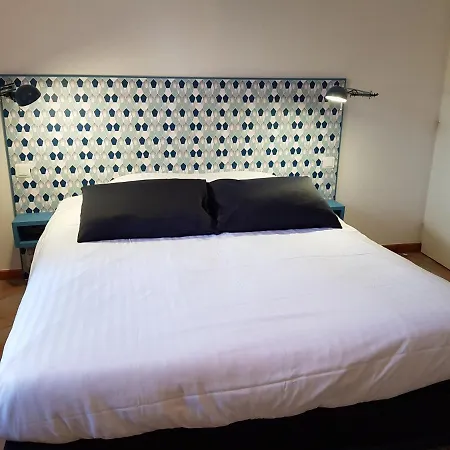 Chambres D'hotes - Domaine De Bacqueville לינה וארוחת בוקר 4*