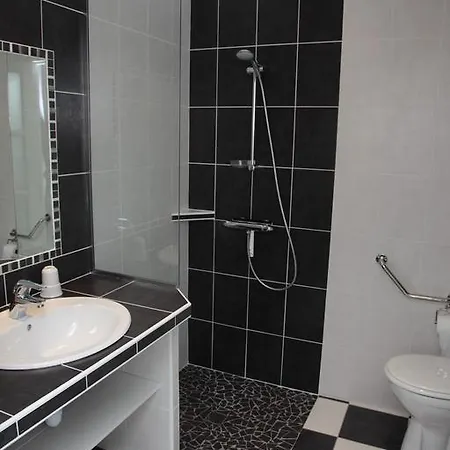 Chambres D'hotes - Domaine De Bacqueville 4*